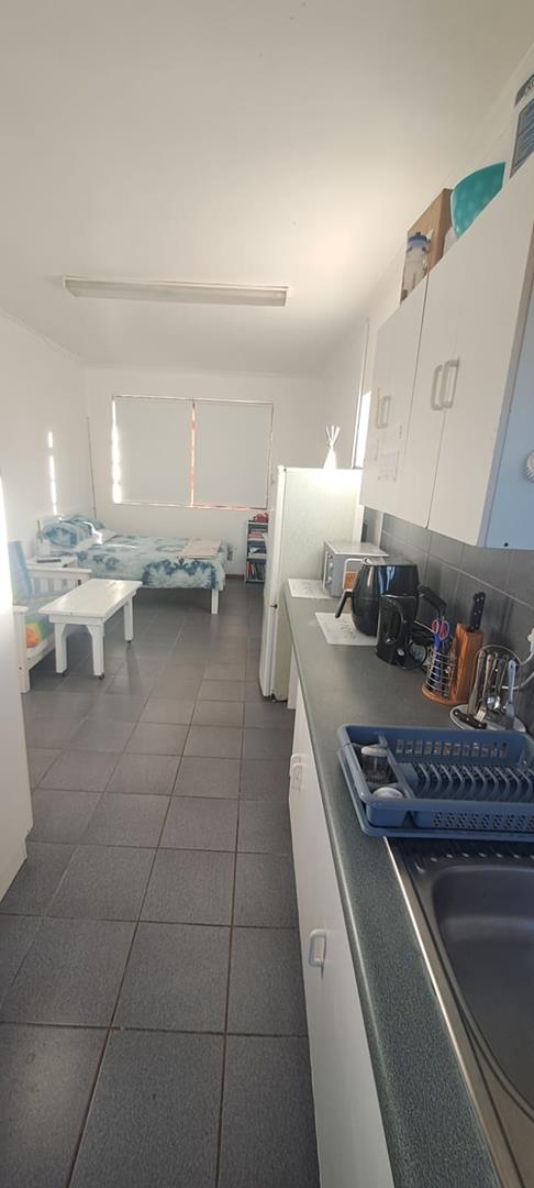 To Let 1 Bedroom Property for Rent in Summerstrand Eastern Cape